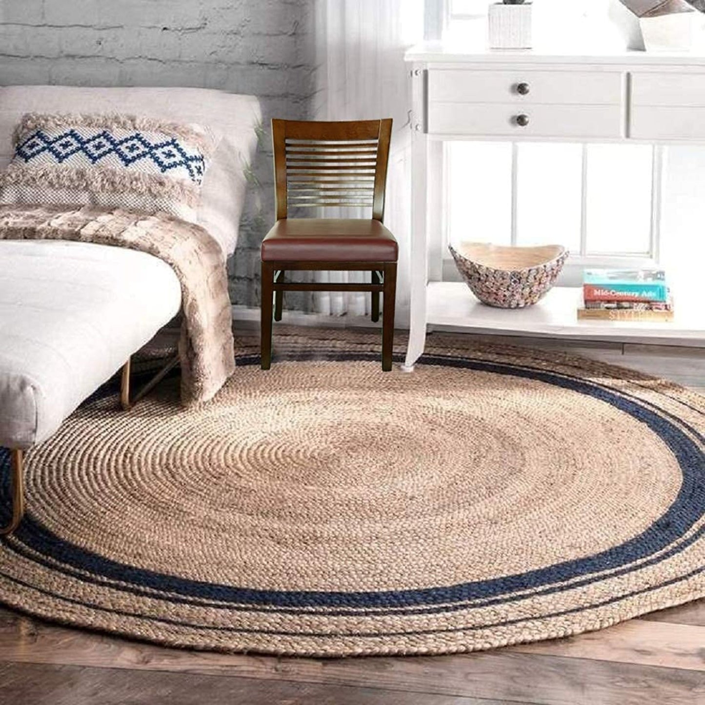 Natural Braided Round Jute Rug with Black Border – Handwoven Boho Area Rug